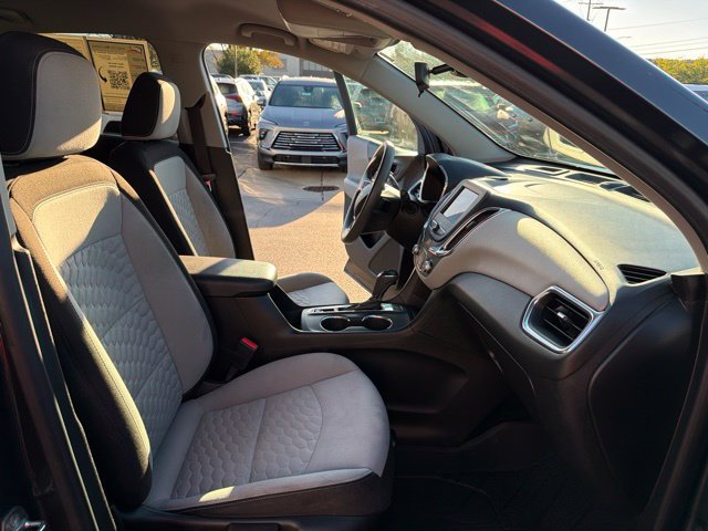Used 2020 Chevrolet Equinox LS w/ LS Convenience Package AWD/4WD image 26