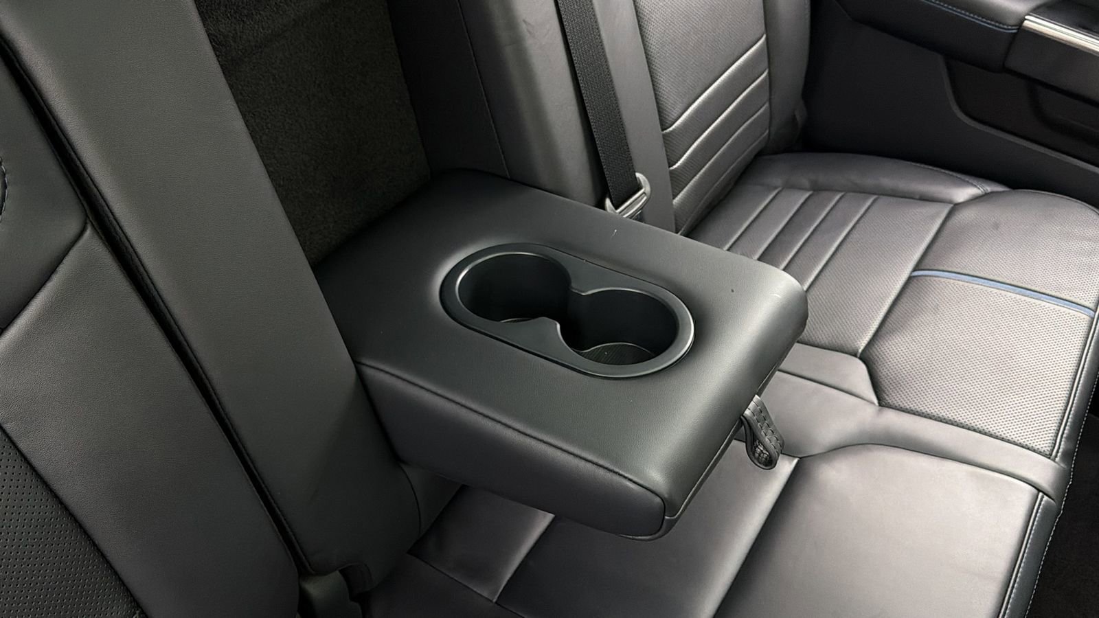 Used 2026 Ford F450 Platinum w/ FX4 Off-Road Package image 44