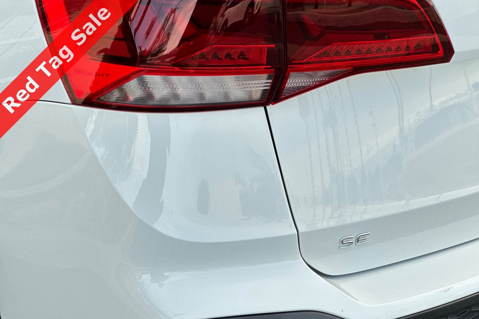 Certified 2024 Volkswagen Taos SE image 28