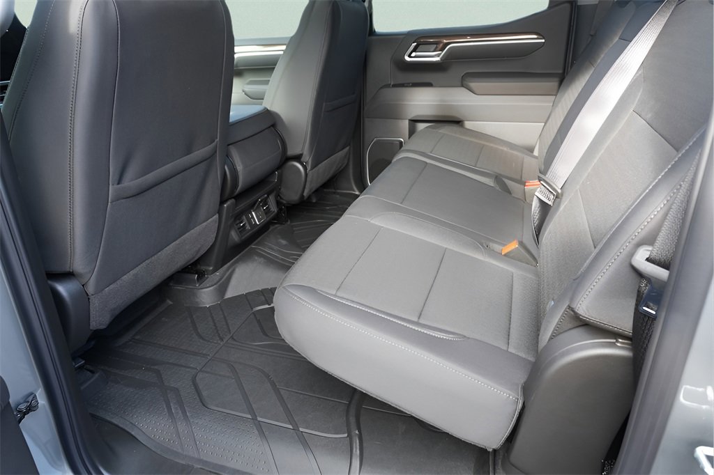 New 2026 Chevrolet Silverado 1500 LT w/ Safety Package image 30