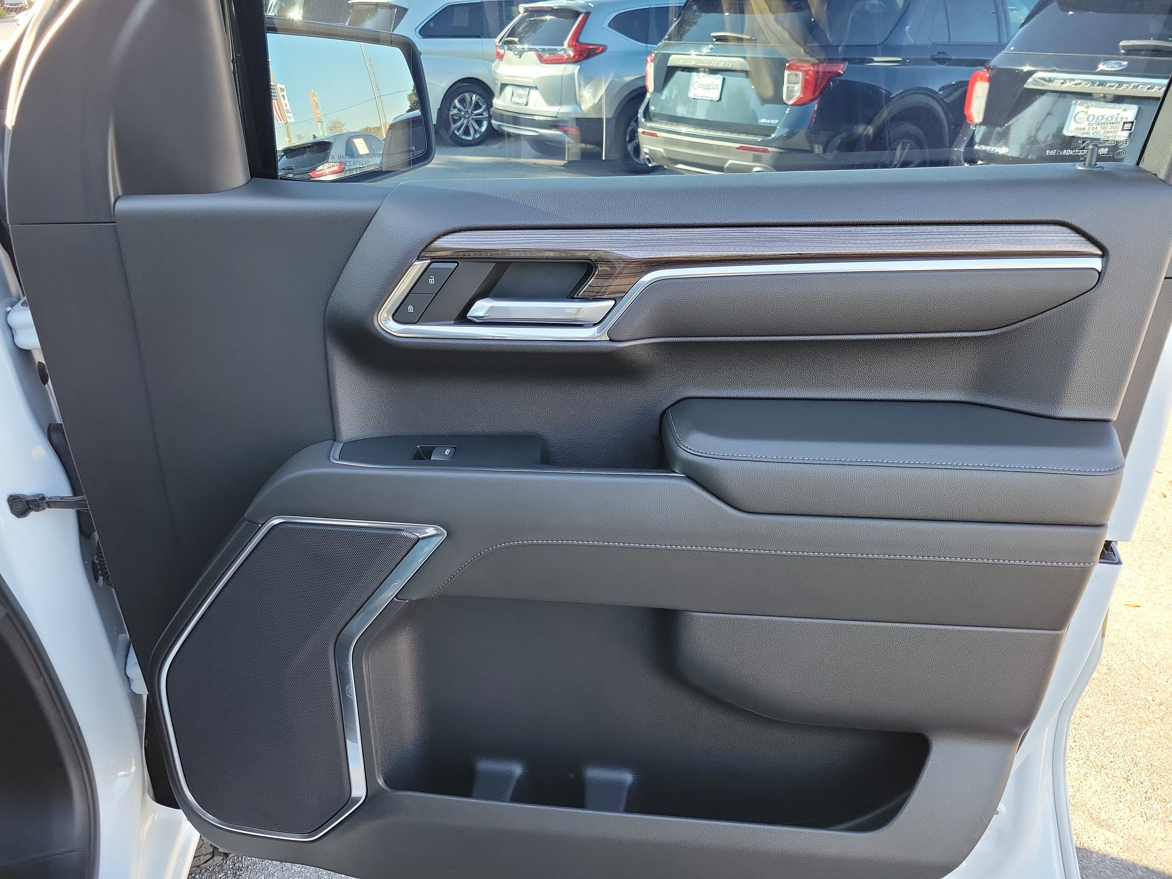 Used 2022 Chevrolet Silverado 1500 LT Trail Boss w/ Protection Package image 30