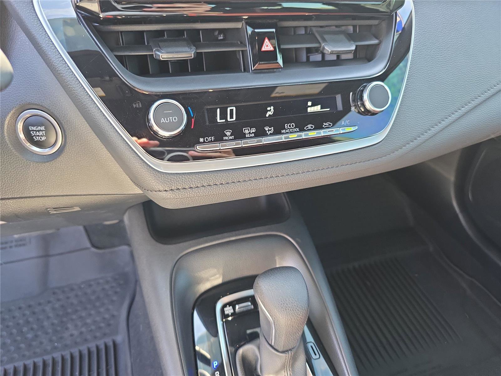 Used 2024 Toyota Corolla SE image 22