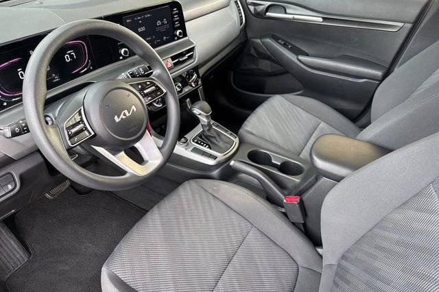 Certified 2024 Kia Seltos LX image 12