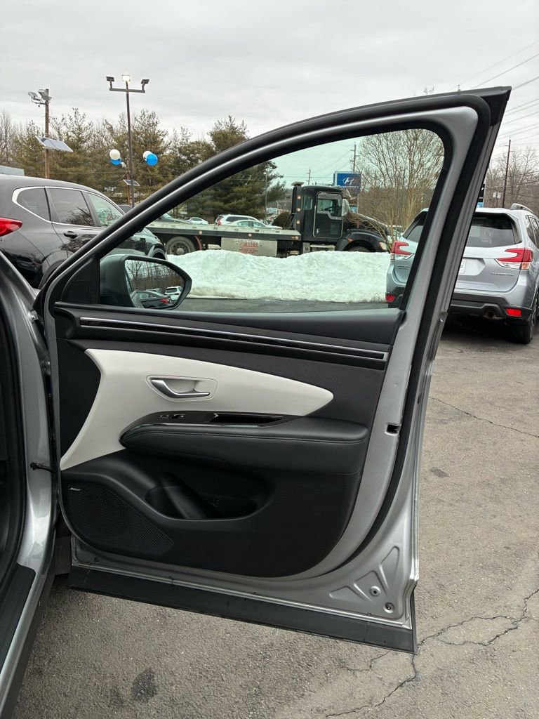 Used 2023 Hyundai Tucson Limited w/ Cargo Package image 51
