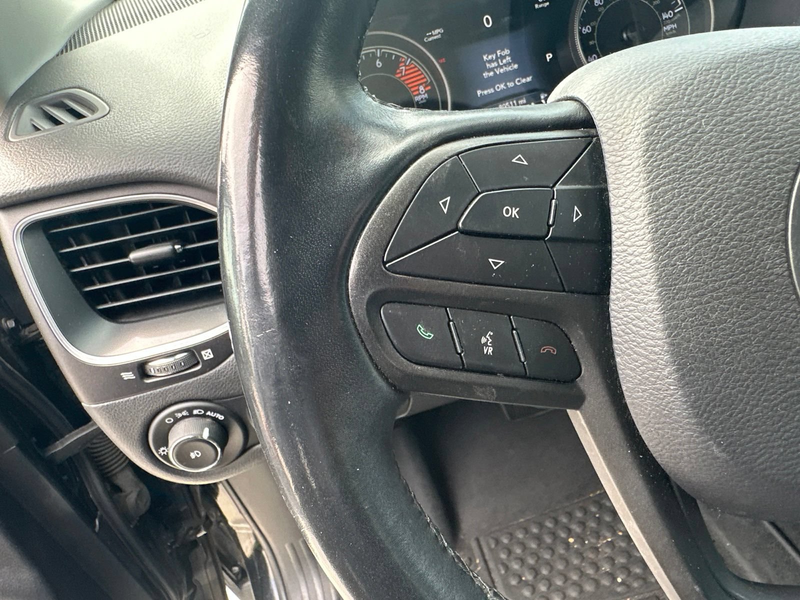Used 2019 Jeep Cherokee Trailhawk w/ Cold Weather Group AWD/4WD image 29