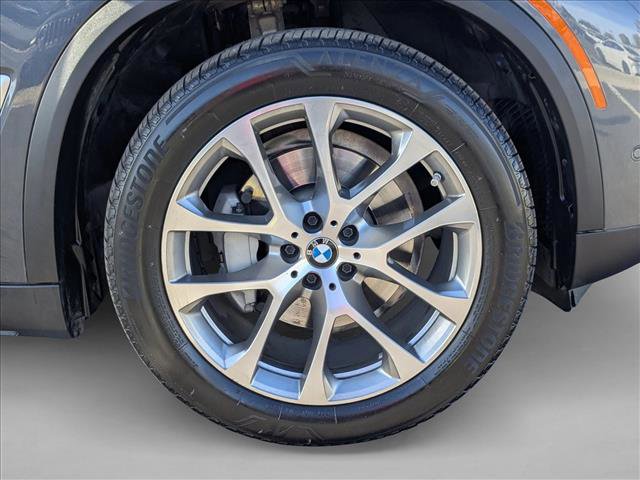 Used 2020 BMW X5 xDrive40i w/ Premium Package image 25