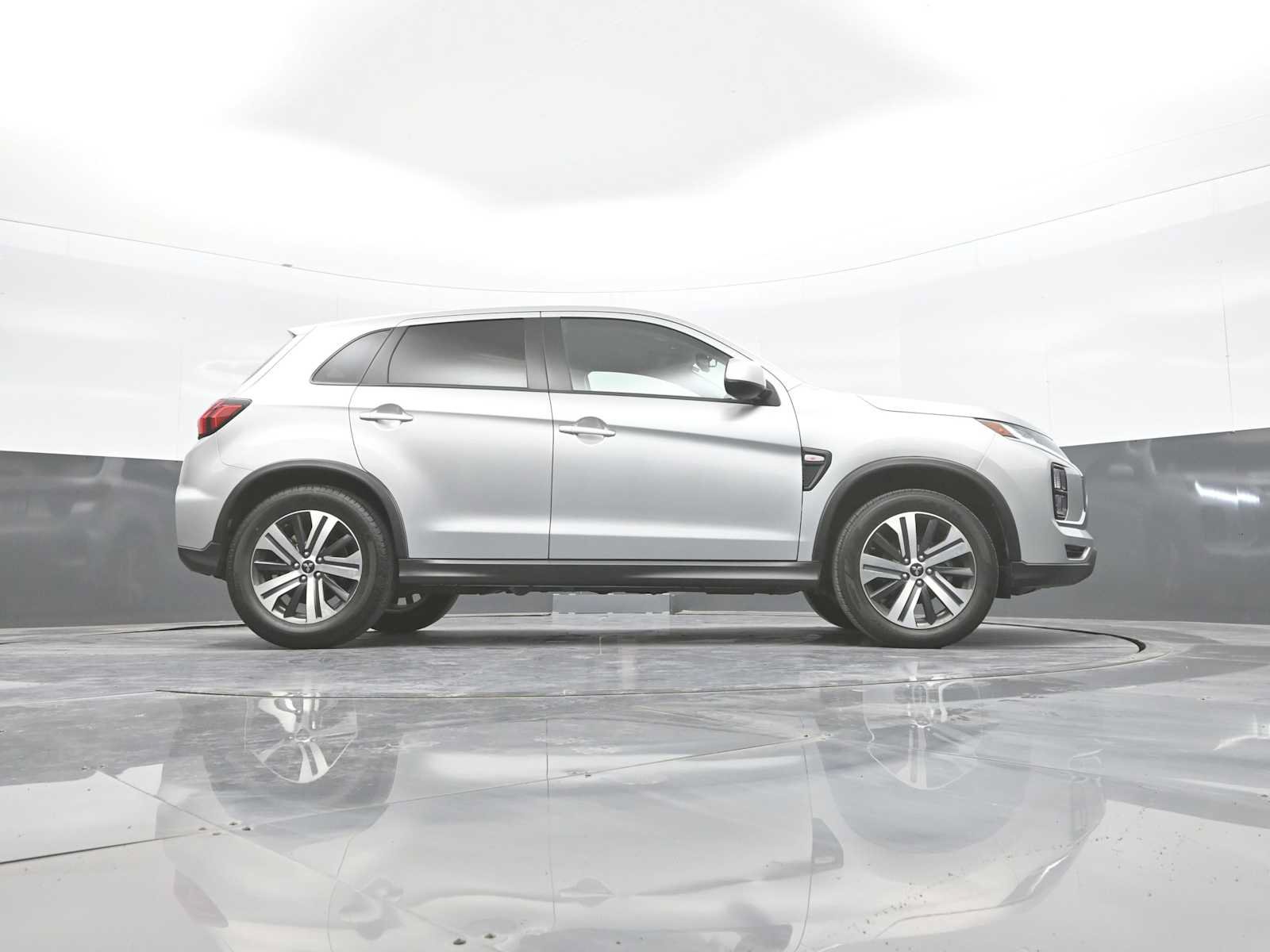 Used 2025 Mitsubishi Outlander Sport ES AWD/4WD image 43