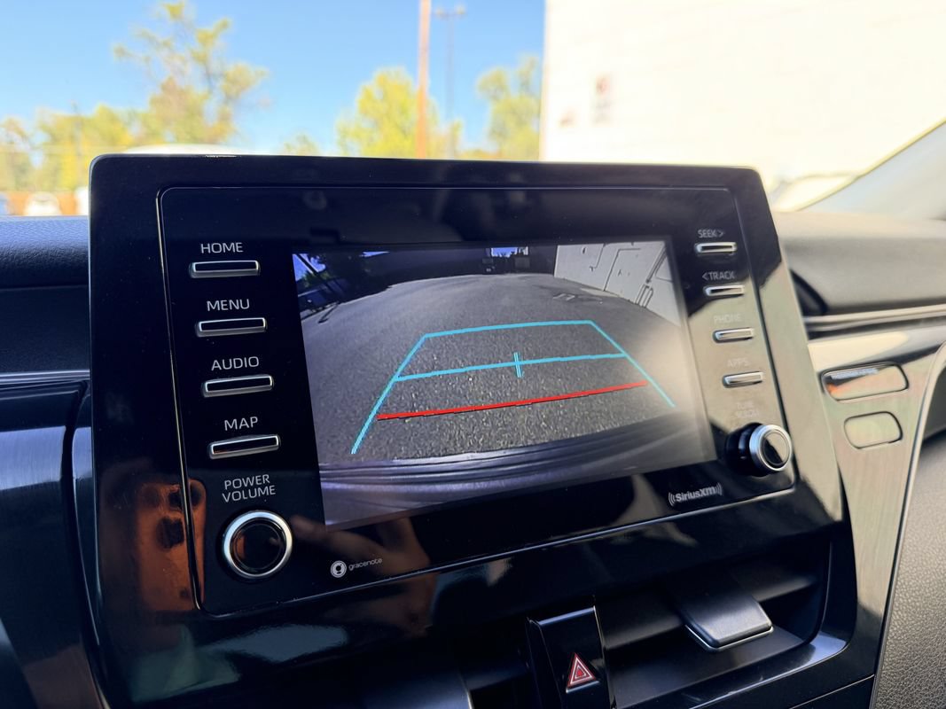 Used 2021 Toyota Camry SE FWD image 15