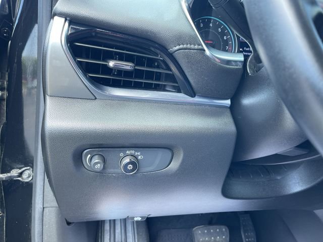 Certified 2023 Chevrolet Traverse LT image 17