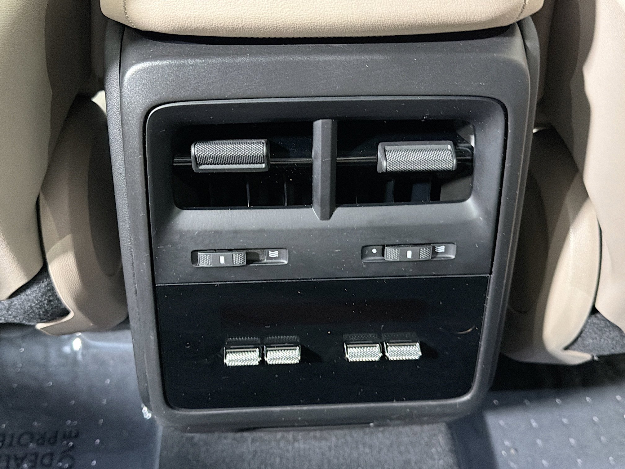 Certified 2025 Porsche Macan 4S Electric image 20