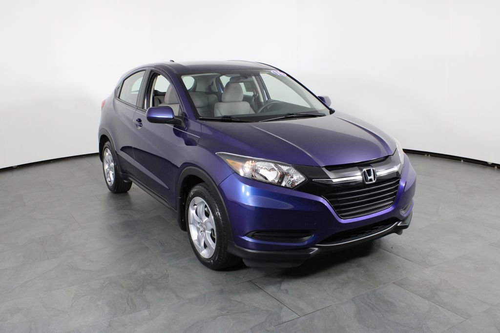 Used 2016 Honda HR-V LX image 4
