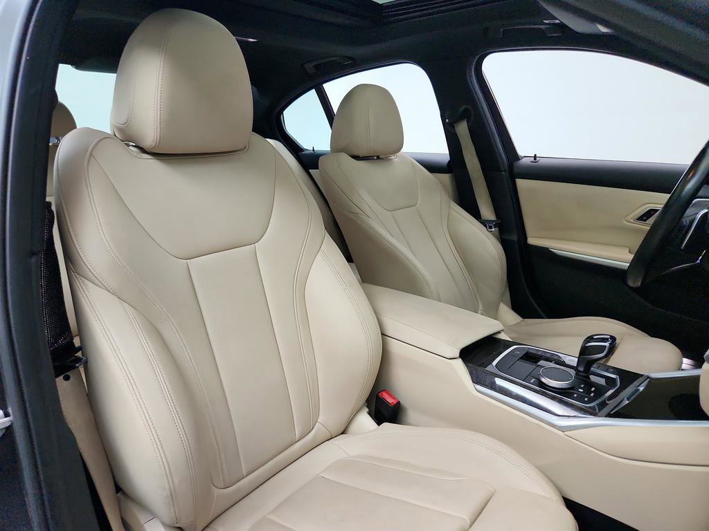 Used 2020 BMW 330i Sedan w/ Driving Assistance Package RWD image 28