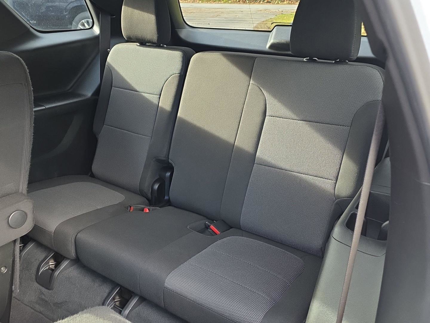 Used 2023 Chevrolet Traverse LT image 22