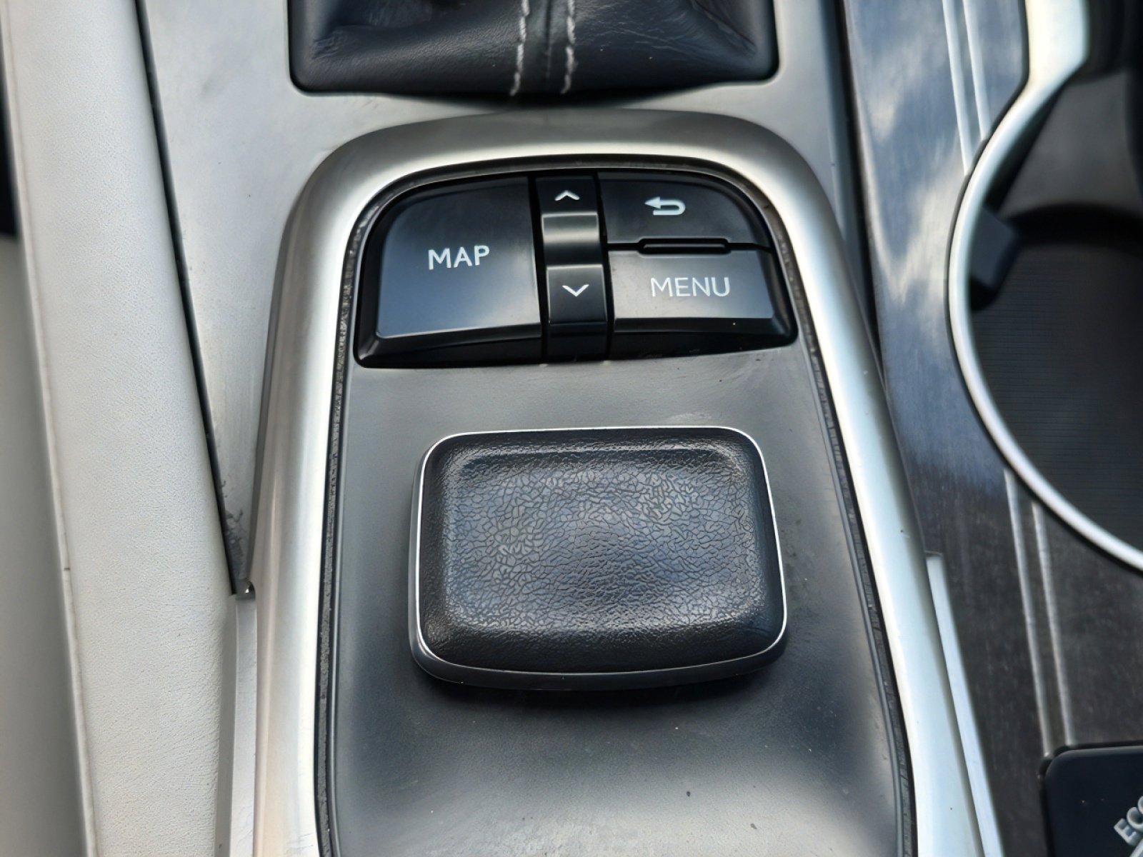 Used 2018 Lexus RX 350L Luxury w/ Accessory Package image 19