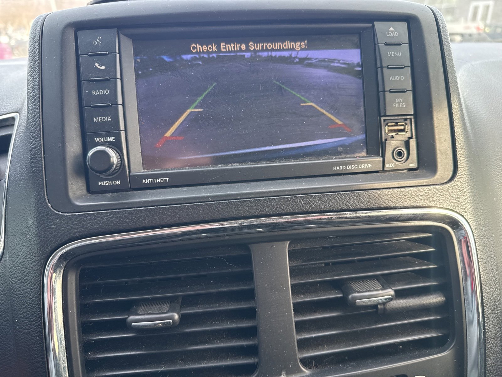 Used 2020 Dodge Grand Caravan SE image 13