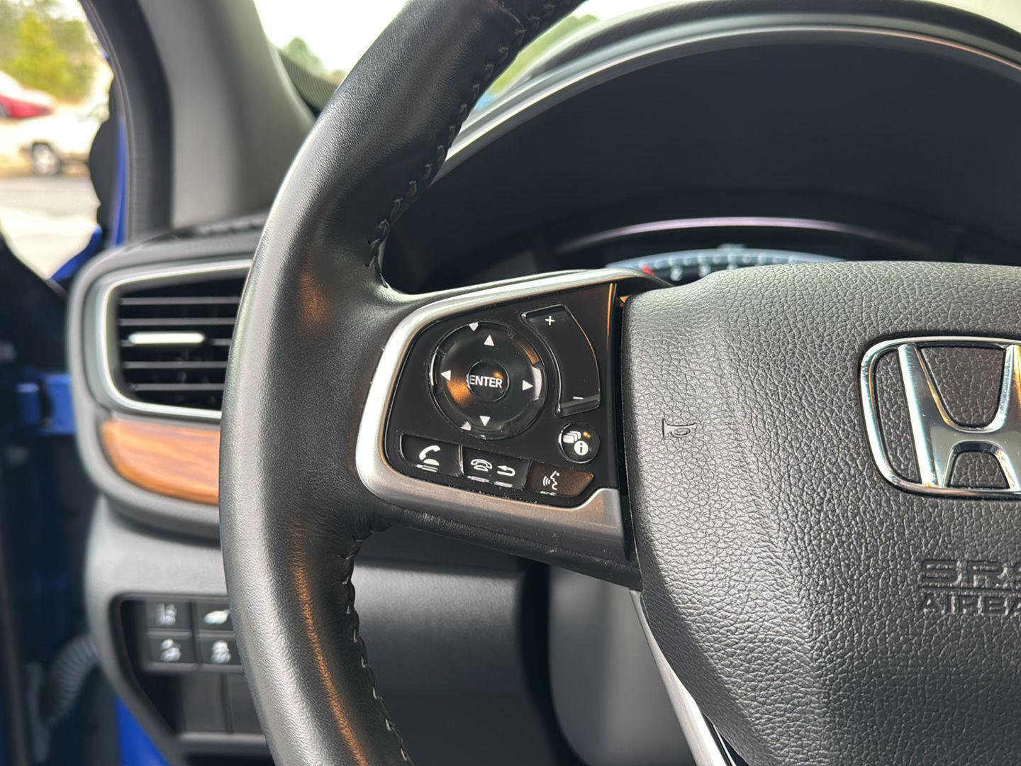 Used 2022 Honda CR-V Touring image 18