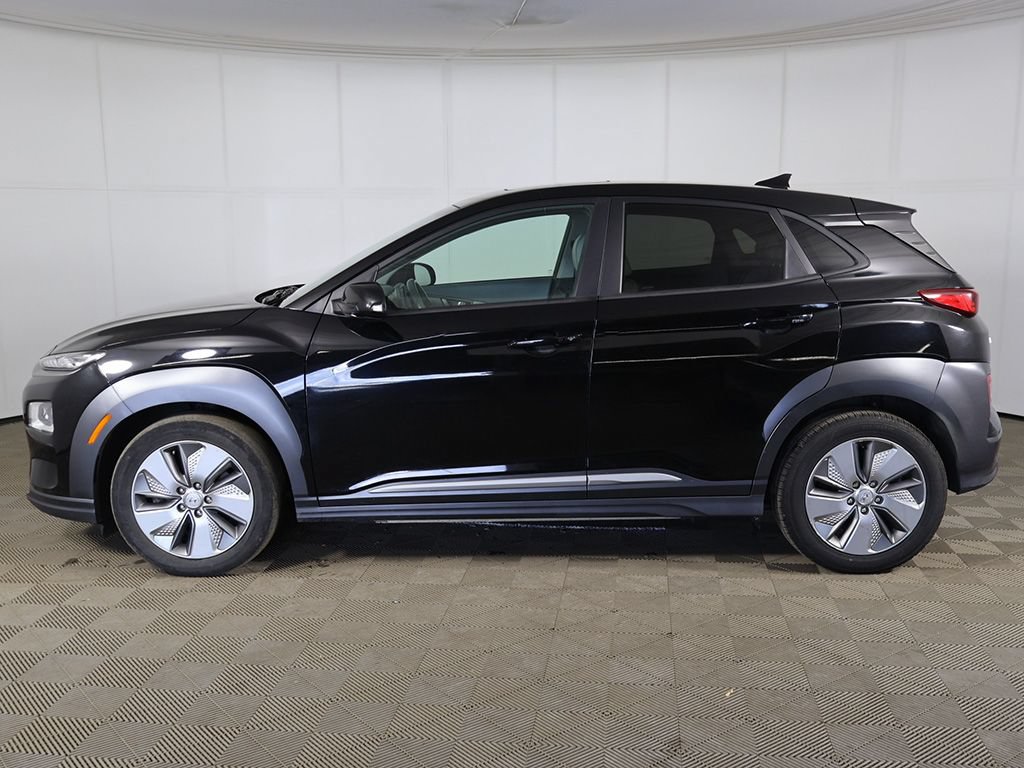 Certified 2021 Hyundai Kona Limited FWD image 12