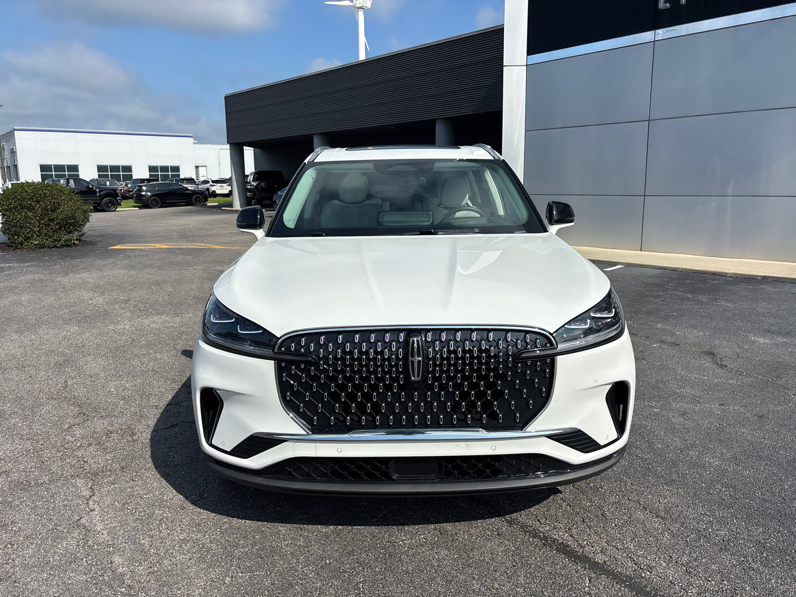 New 2026 Lincoln Aviator Reserve AWD/4WD image 2