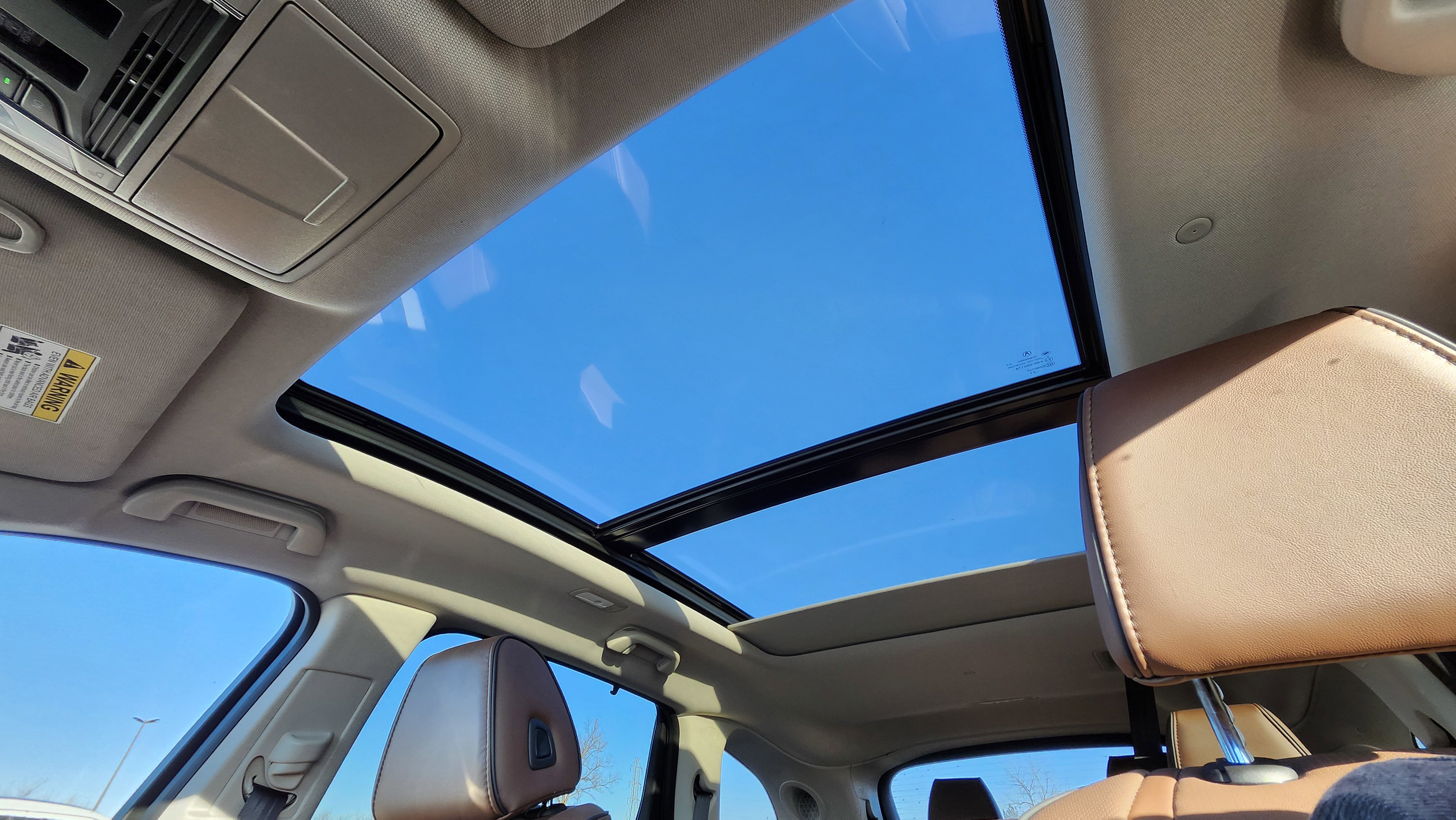 Used 2024 Acura MDX SH-AWD w/ Advance Package image 2