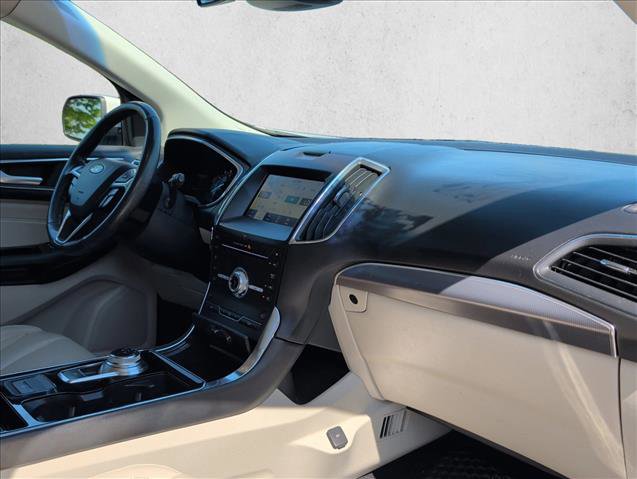 Used 2019 Ford Edge Titanium FWD image 24