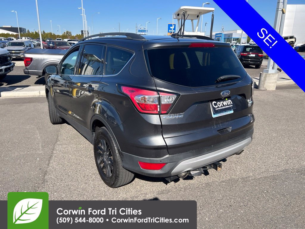 Used 2017 Ford Escape SE w/ SE Leather Comfort Package AWD/4WD image 7