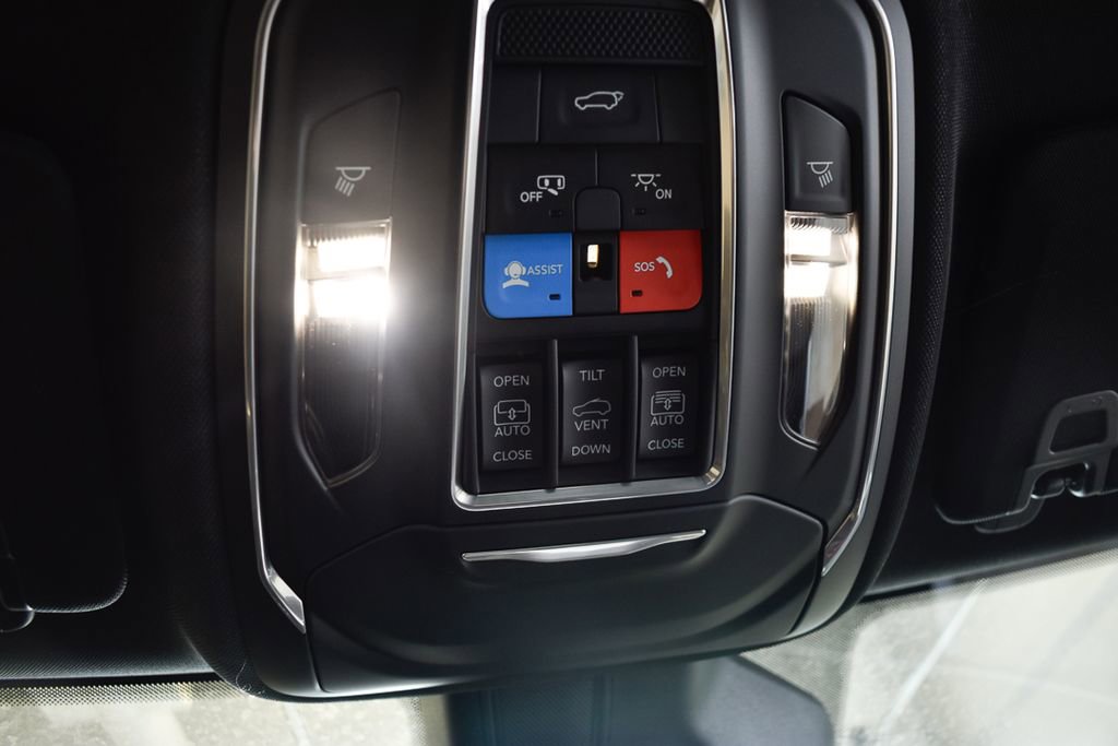 New 2026 Jeep Grand Cherokee Limited w/ Limited Altitude Package AWD/4WD image 26