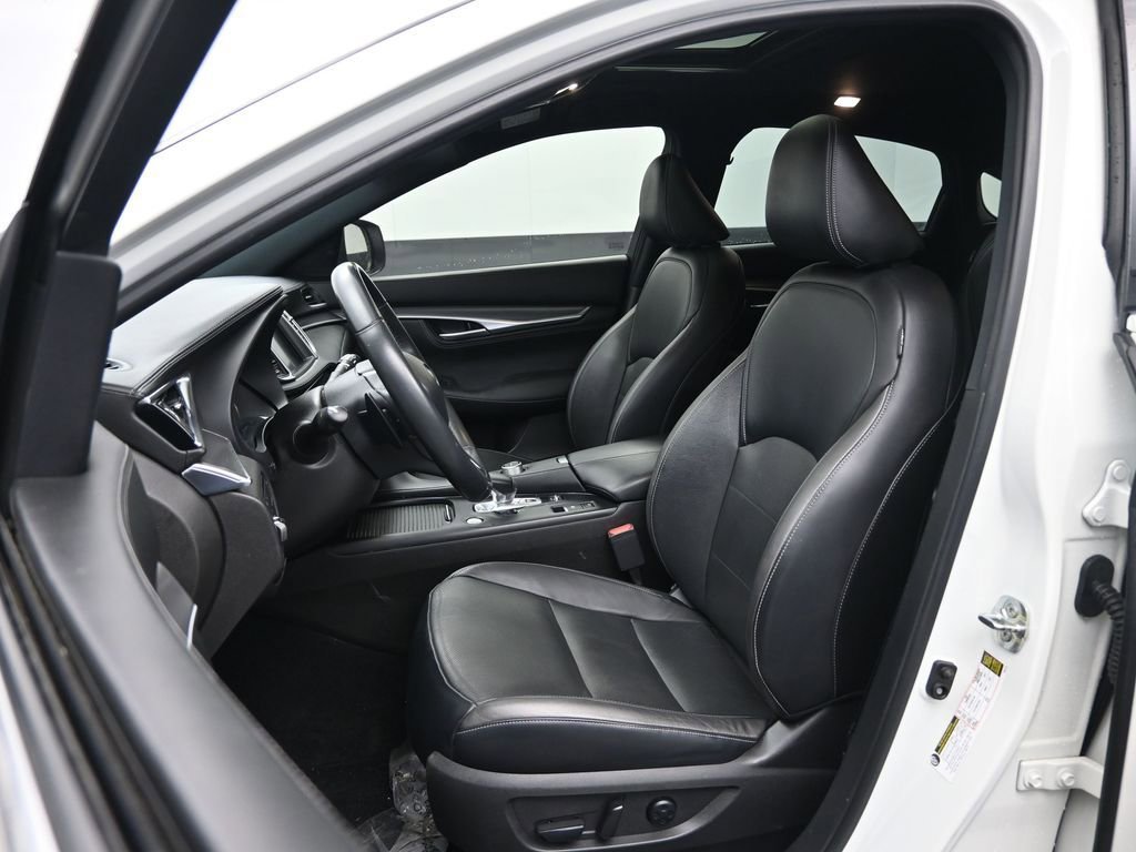 Used 2023 INFINITI QX55 Luxe w/ Cargo Package image 25