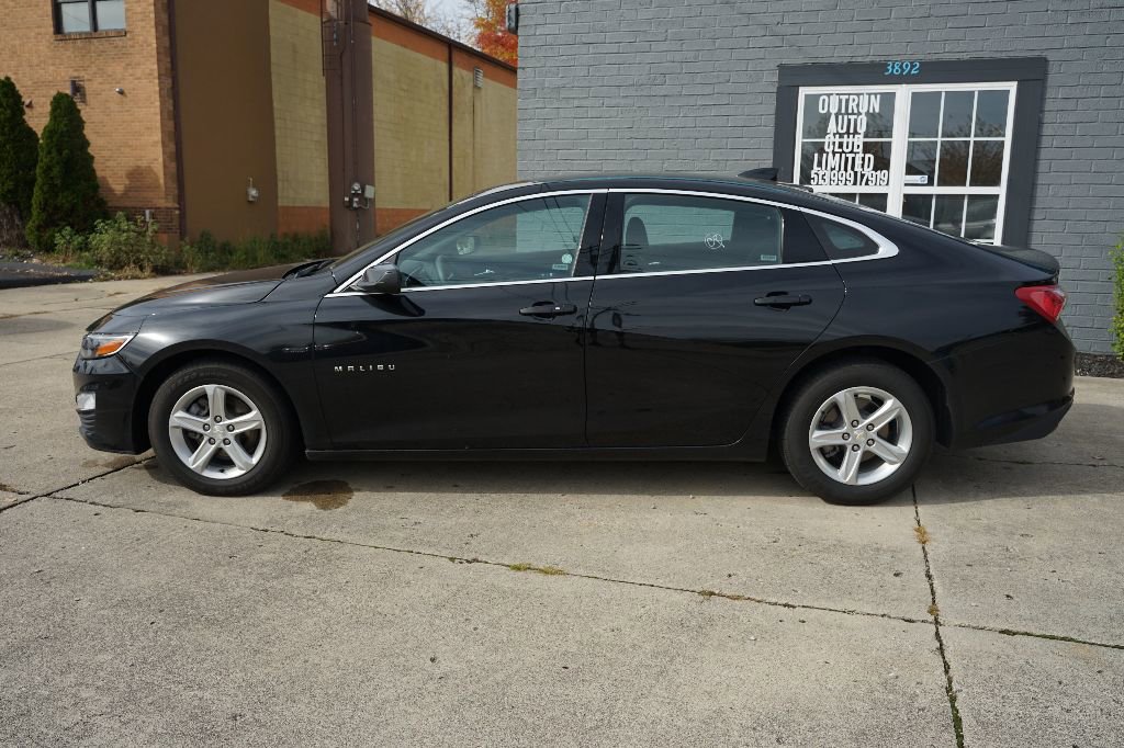 Used 2022 Chevrolet Malibu LT image 8