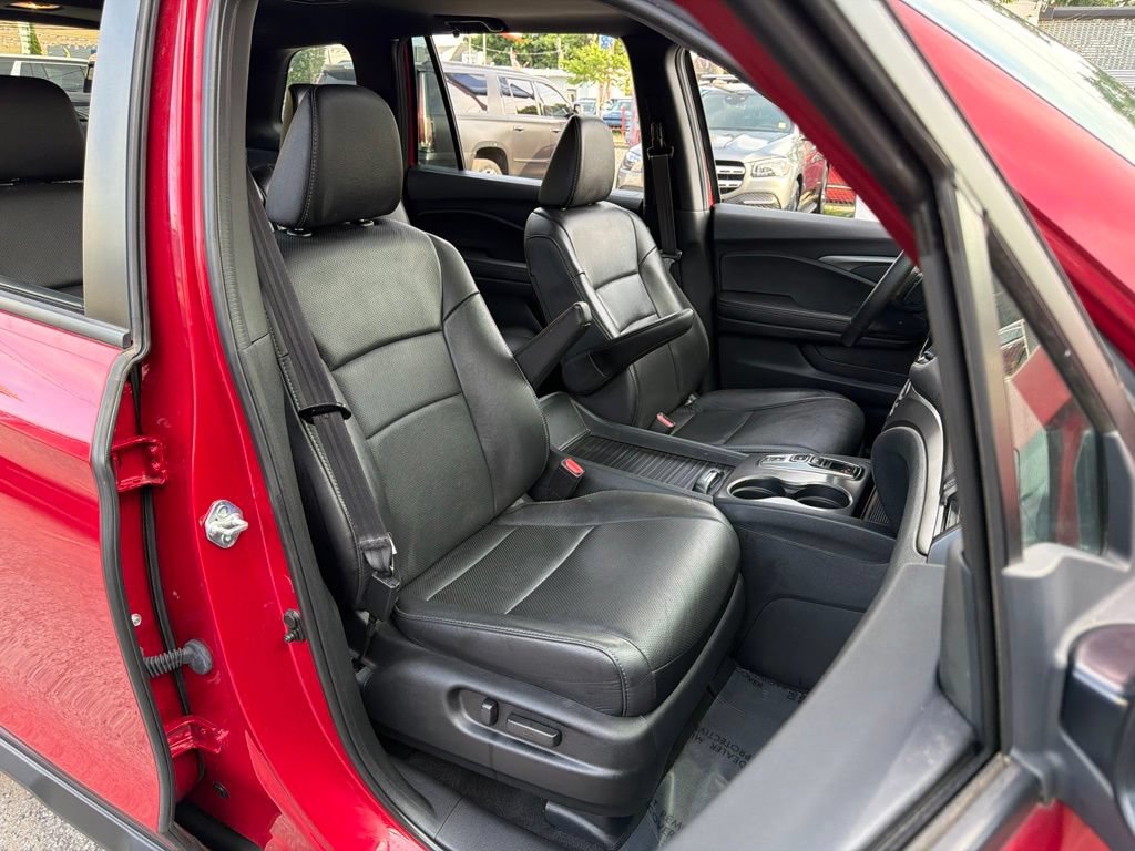 Used 2023 Honda Passport EX-L image 9
