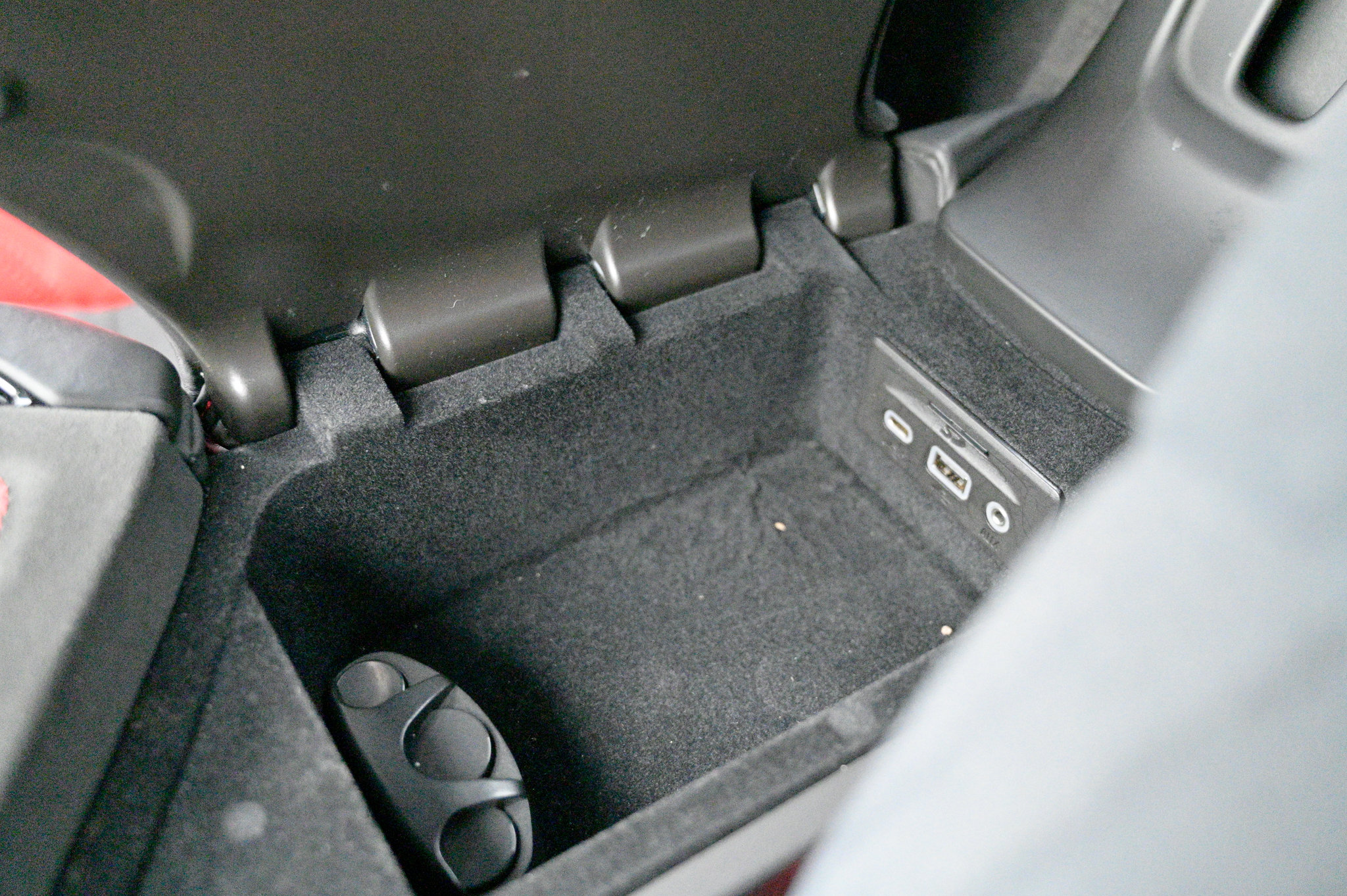 Used 2022 Chevrolet Corvette Stingray Premium Conv w/ Z51 Performance Package image 31