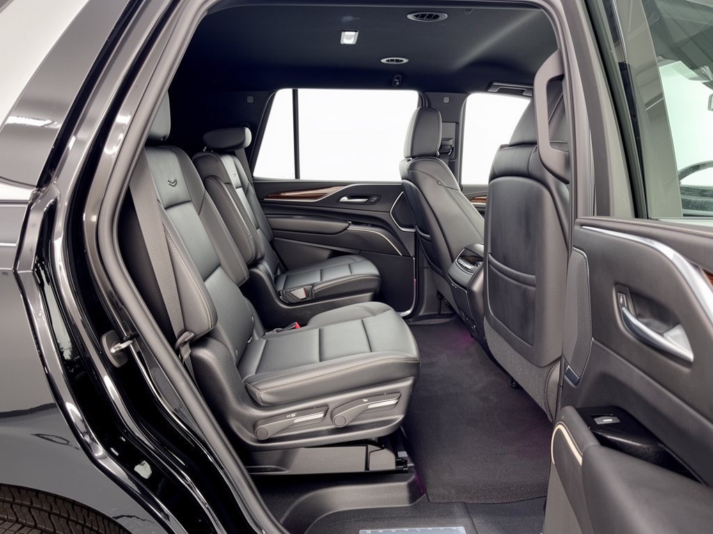 Used 2022 Cadillac Escalade Luxury AWD/4WD image 29
