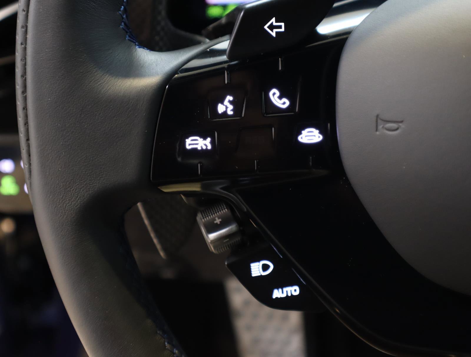 Used 2025 Ferrari 12Cilindri image 30