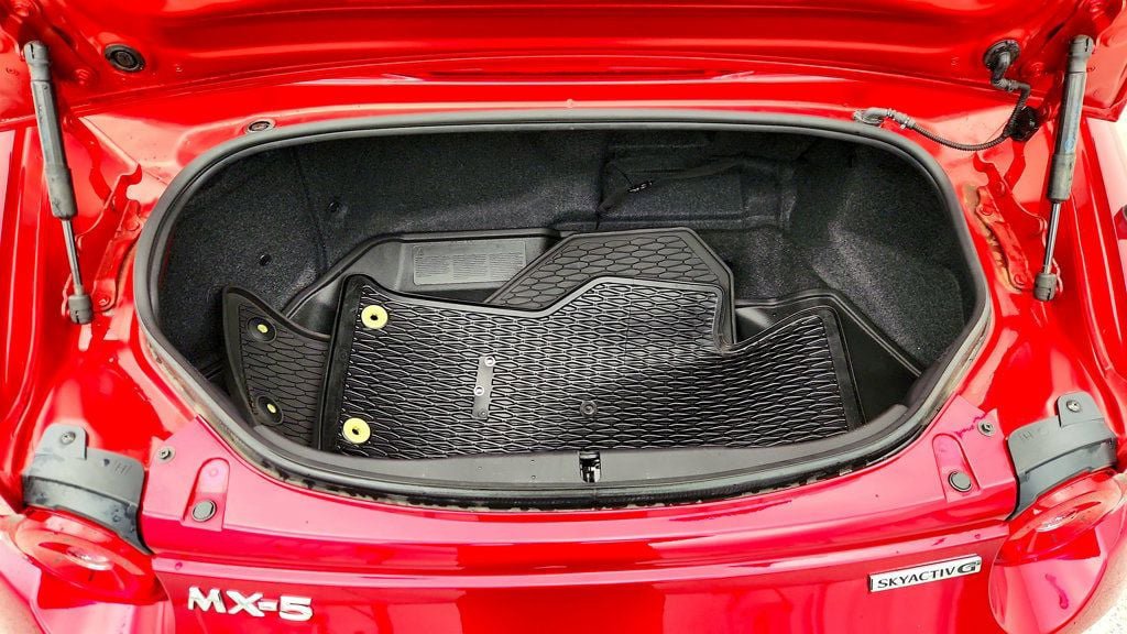 Used 2025 MAZDA MX-5 Miata Grand Touring w/ Weather Package image 21