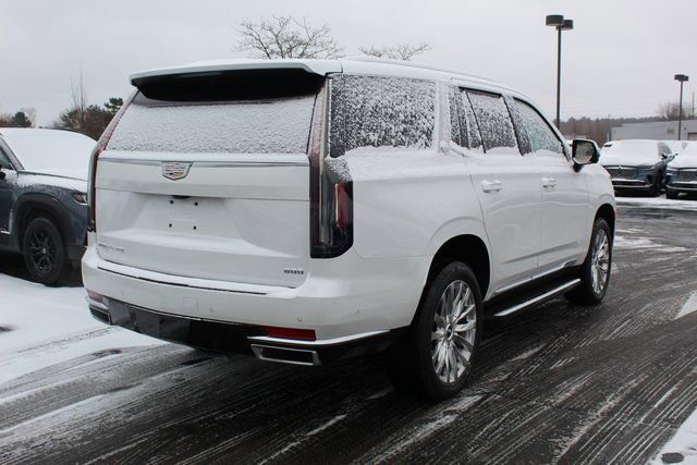 Used 2022 Cadillac Escalade Premium Luxury image 3