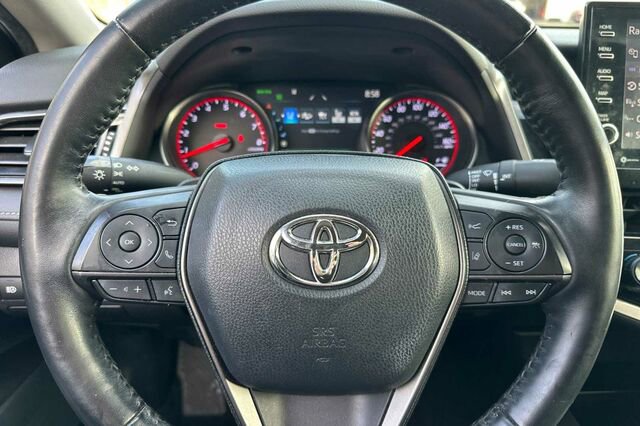 Used 2021 Toyota Camry XSE image 20