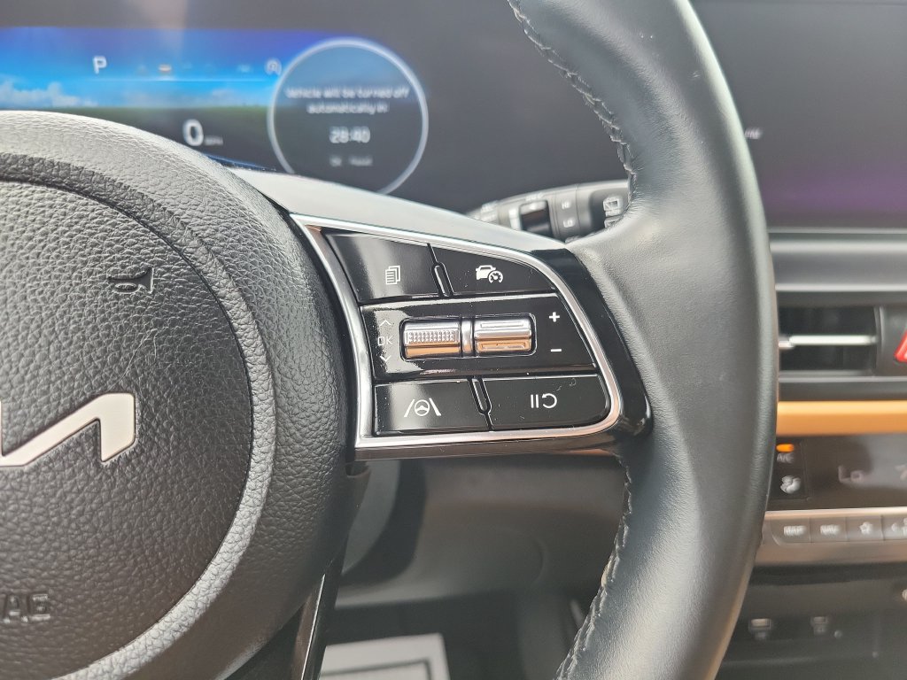 Used 2024 Kia Seltos EX AWD/4WD image 19