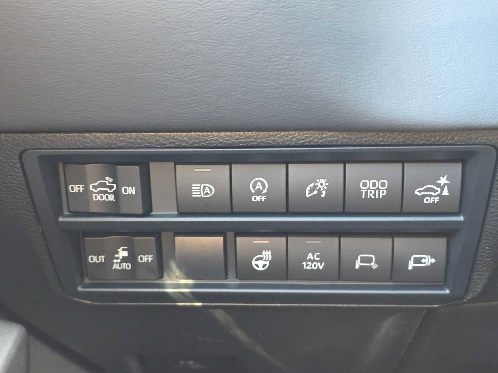 New 2026 Toyota Tundra Platinum image 29