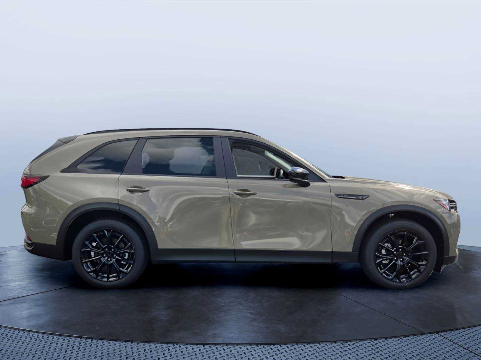 New 2026 MAZDA CX-70 3.3 Turbo w/ Preferred Package AWD/4WD image 2