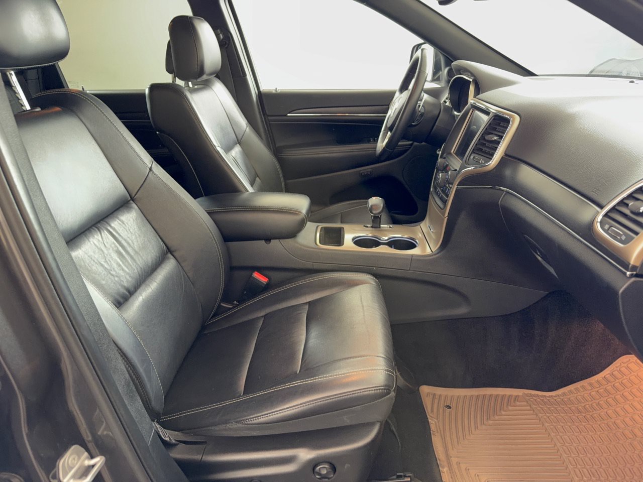 Used 2015 Jeep Grand Cherokee Limited RWD image 33