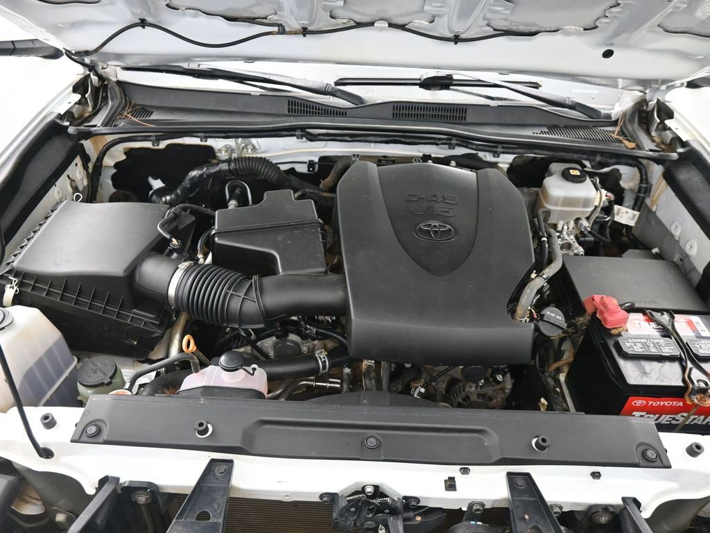 Used 2021 Toyota Tacoma TRD Off-Road image 22