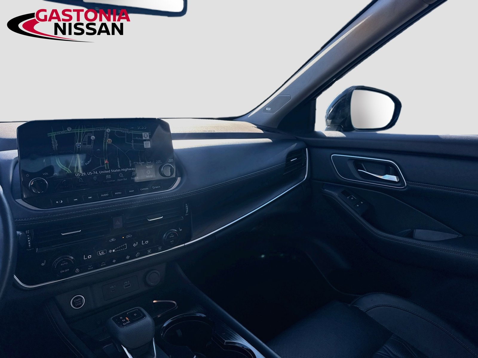 Used 2021 Nissan Rogue Platinum AWD/4WD image 32