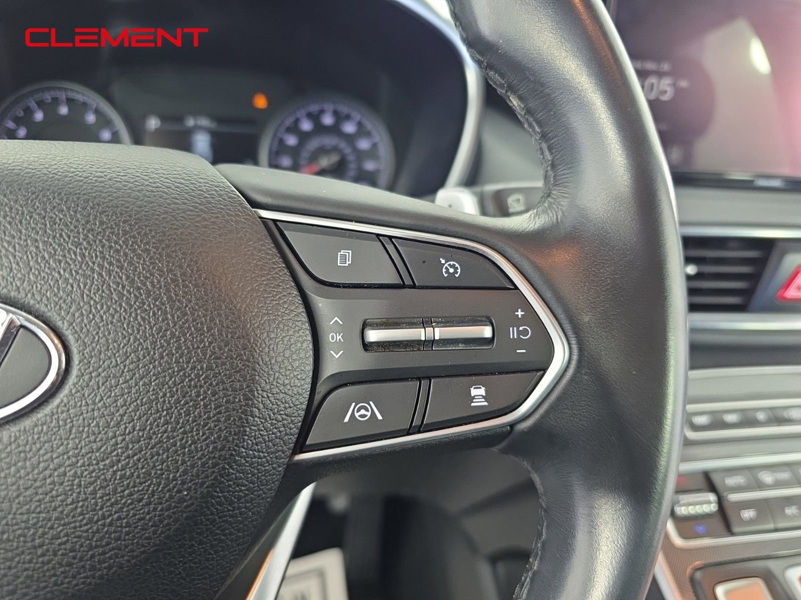 Used 2023 Hyundai Santa Fe SEL image 13