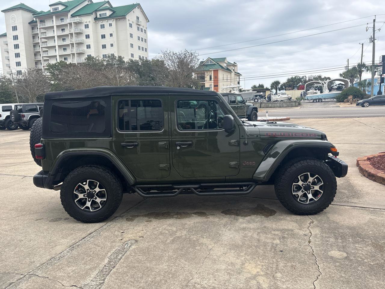 Used 2021 Jeep Wrangler Unlimited Rubicon AWD/4WD image 5