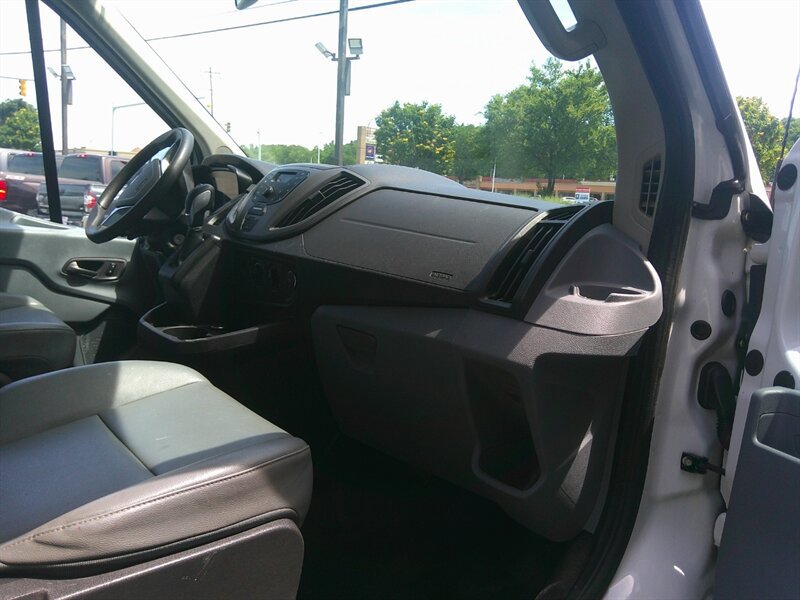 Used 2015 Ford Transit 250 130 Medium Roof RWD image 11