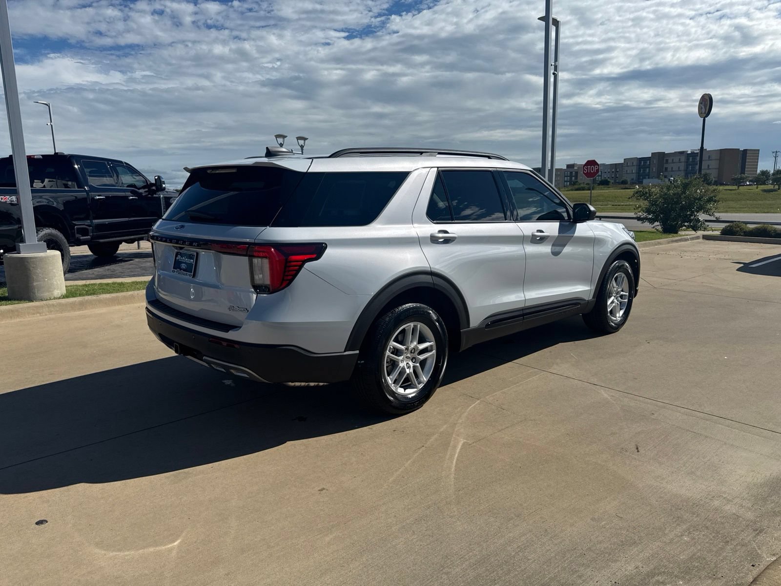 New 2026 Ford Explorer Active w/ Active Comfort Package RWD image 6