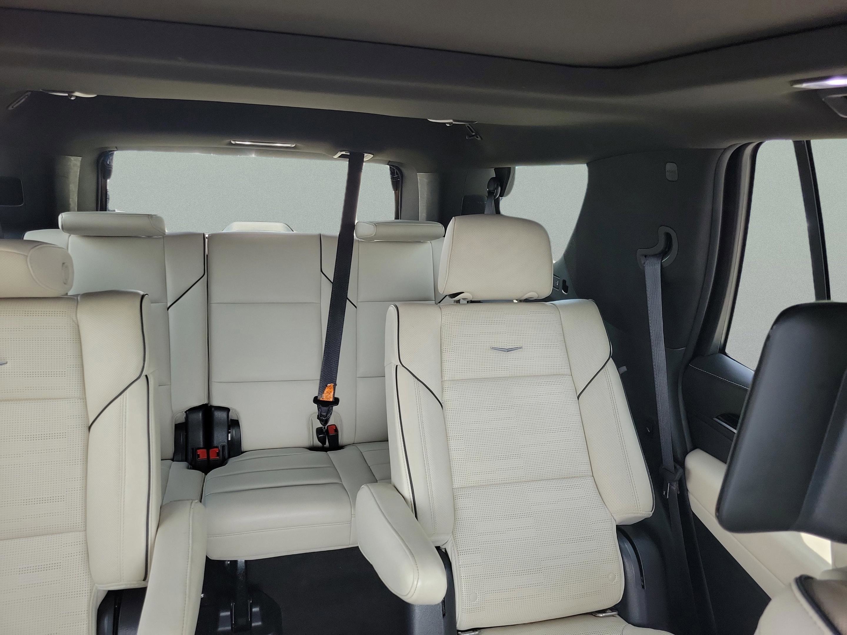 Used 2021 Cadillac Escalade Sport w/ Driver Assist Tech Package AWD/4WD image 25