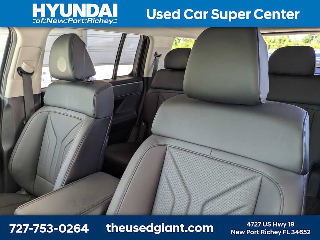 Used 2025 Hyundai Santa Fe SEL w/ Tow & Go Package FWD image 7