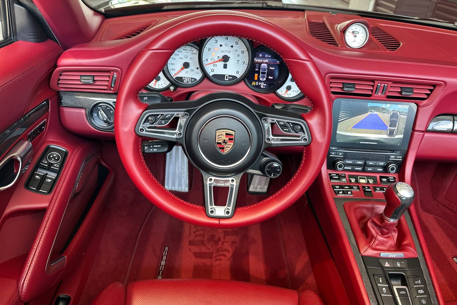 Certified 2019 Porsche 911 Targa 4 GTS AWD/4WD image 17