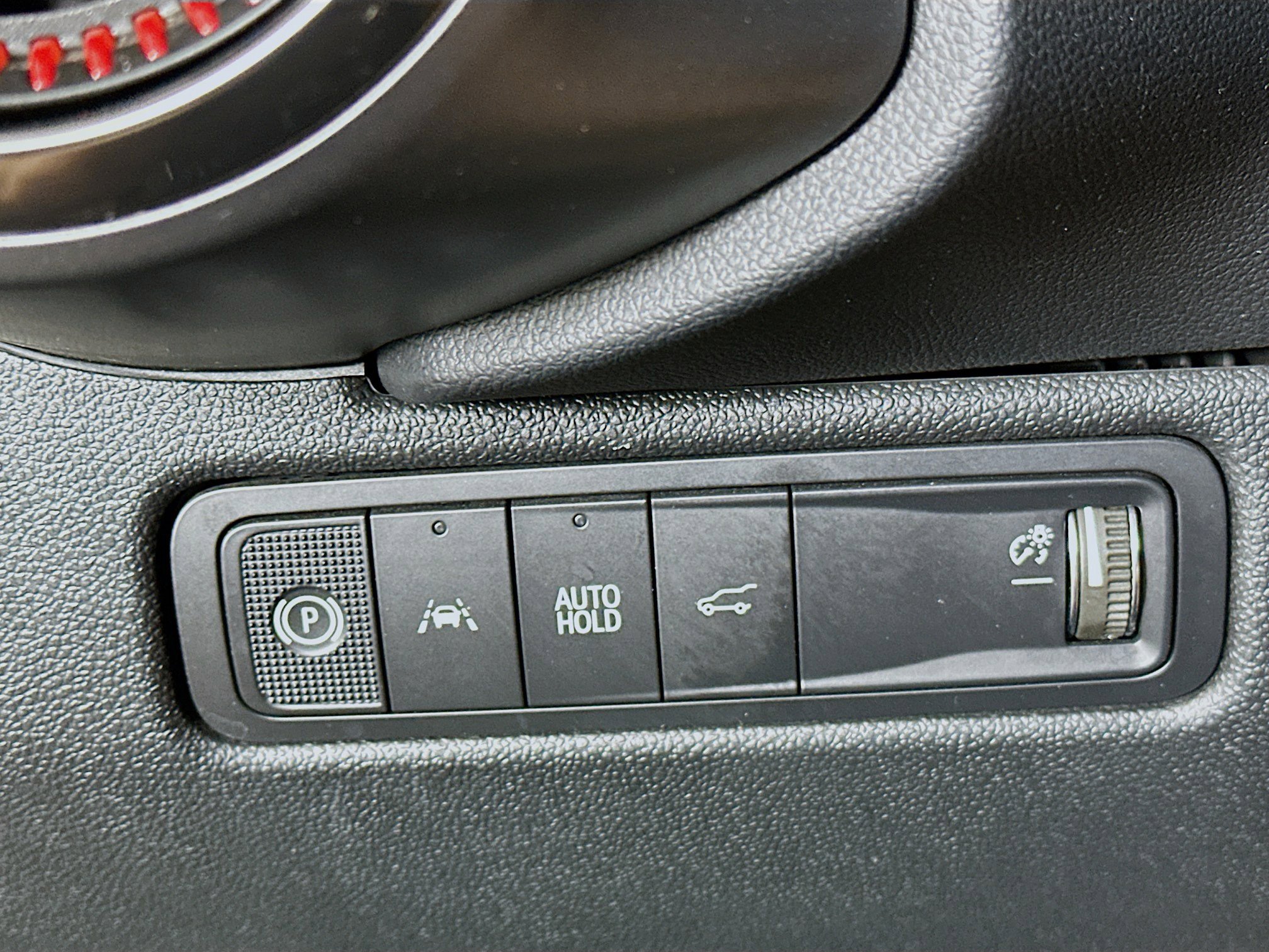 Used 2025 Chevrolet Equinox EV RS FWD image 16