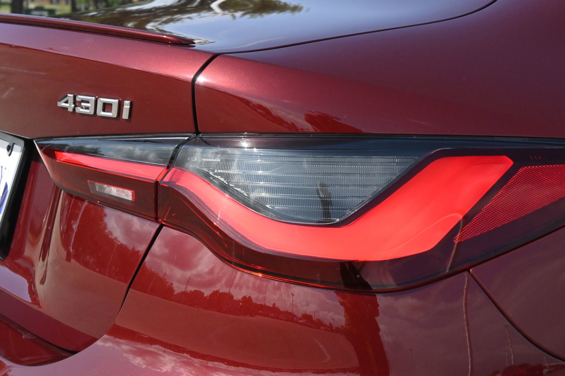 Used 2024 BMW 430i Coupe w/ M Sport Package image 22